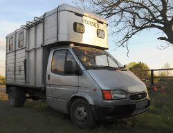 HBF_3.5_tonne_Horsebox_1.jpg